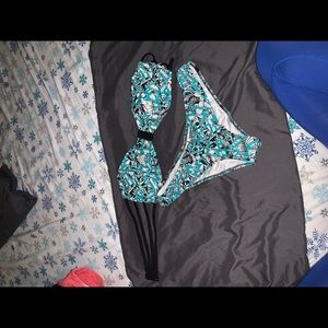 VS bathing suit set